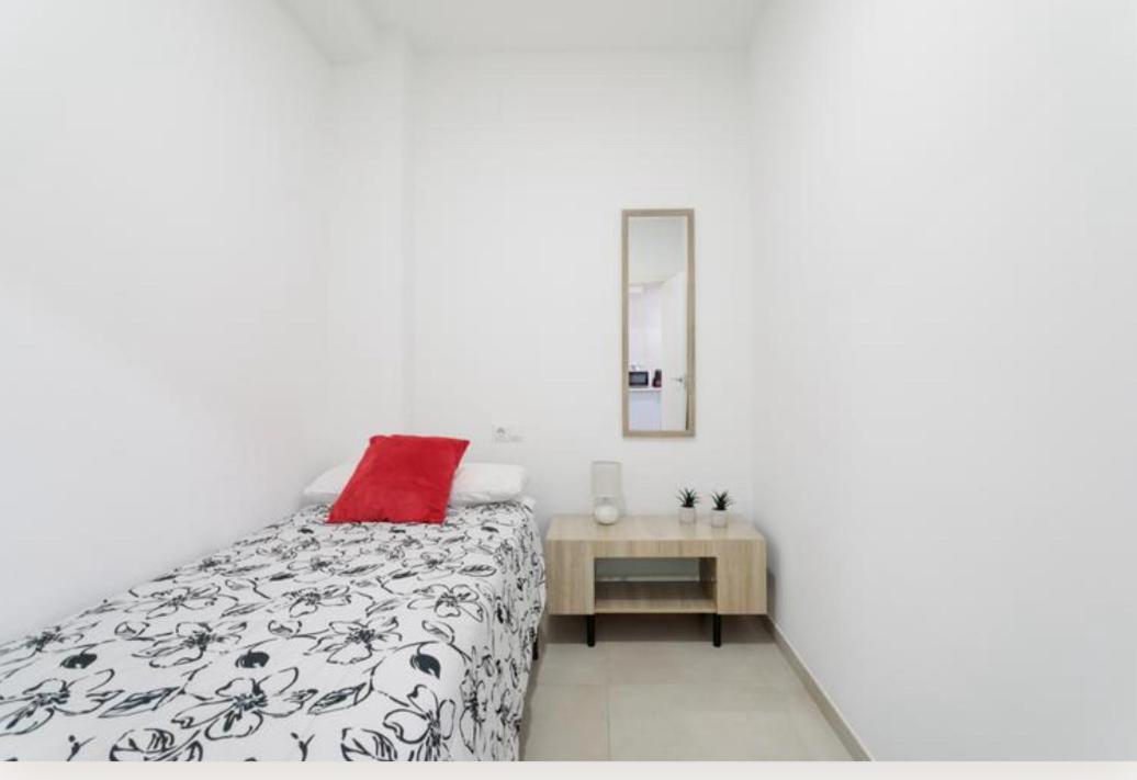 Apartament Planta Baja Acogedora,centrica Y Moderna *